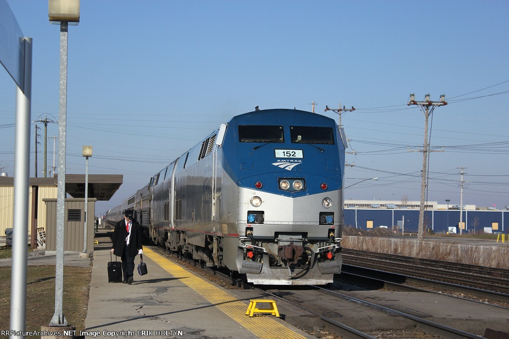 Amtrak 48